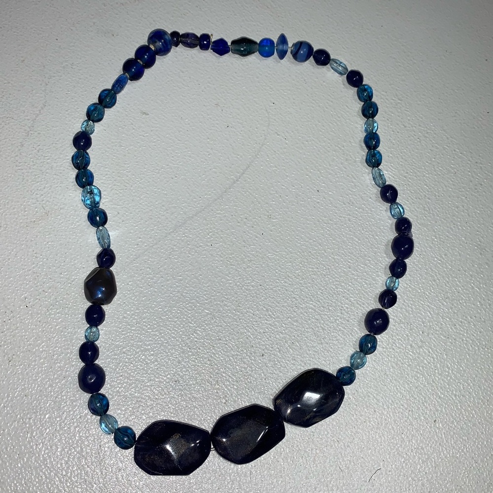{Necklace} - Picture 2 of 2